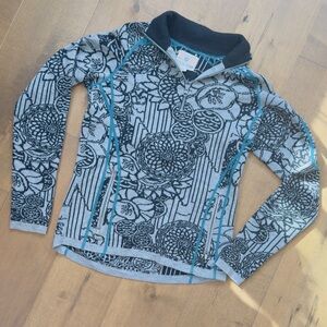 Title Nine Wool Quarter Zip Ling Sleeve Baselayer Skiing Winter Hiking S